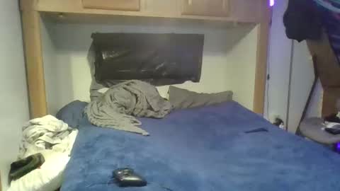 Snapshot of nicholasjesse51 chatting on 11/24/25, 02:44 nicholasjesse51 online show from 11/24/25, 02:44