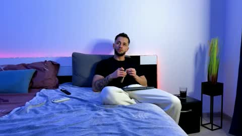 Nicholassx online show from 03/12/25, 01:14