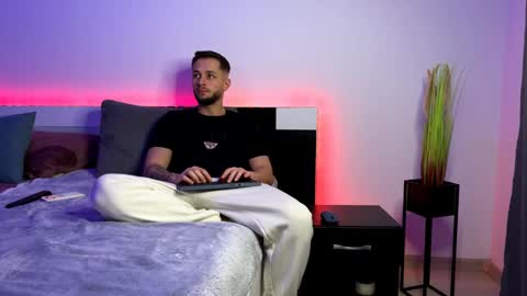 Nicholassx online show from 03/12/25, 09:03