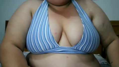 Nicholle online show from 06/17/26, 10:43