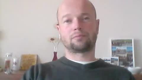 nick1990b online show from 02/02/26, 11:31