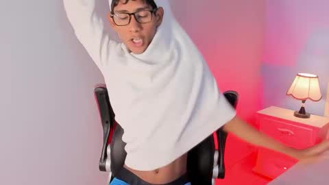 Snapshot of nick_collins20 chatting on 09/24/25, 08:01 Nick online show from 09/24/25, 08:01