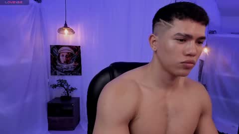 nick fenix online show from 07/08/26, 12:20