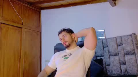 Snapshot of nick_moss_ chatting on 02/12/26, 11:05 nick_moss_ online show from 02/12/26, 11:05