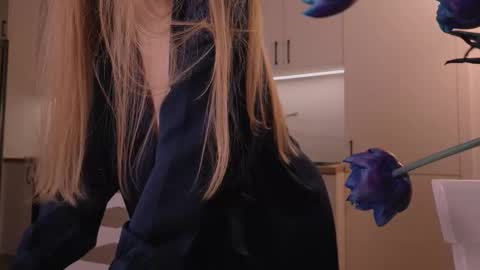 Nicka Cherie online show from 03/06/26, 07:21