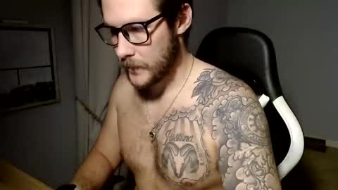 Cakedcouple  OF - Yourtattedcutie  qurlynfit online show from 12/13/24, 10:45