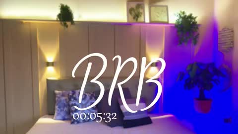 Your baby Nicol  online show from 10/06/25, 12:57