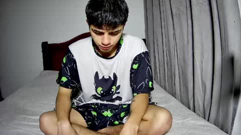 nicki online show from 04/09/26, 12:21