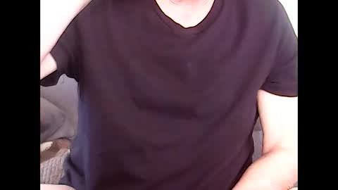 Snapshot of nickincali chatting on 02/03/25, 12:15 nickincali online show from 02/03/25, 12:15