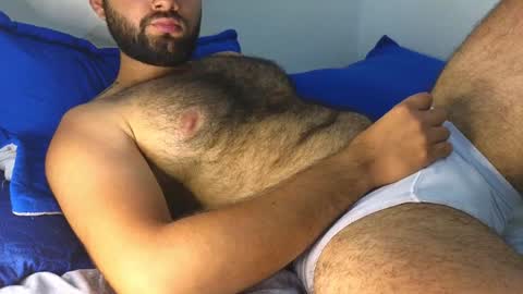 Nicolas              online show from 01/11/25, 03:34