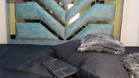 nickk_jonson online show from 05/15/26, 04:47