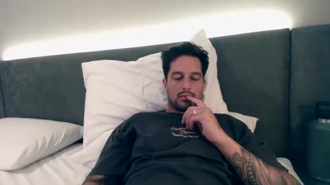 Nick maxx online show from 01/03/25, 11:57