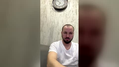 Julian online show from 03/03/26, 12:06