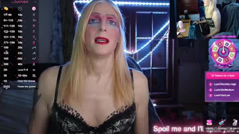 Snapshot of nicktu52 chatting on 12/16/24, 12:04 nicktuuk online show from 12/16/24, 12:04