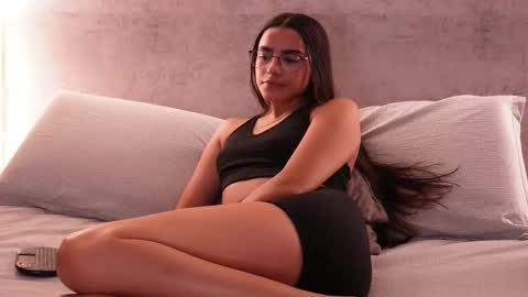 nicky and blake online show from 03/26/26, 03:39