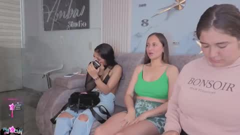 nicky_as online show from 11/06/25, 01:45