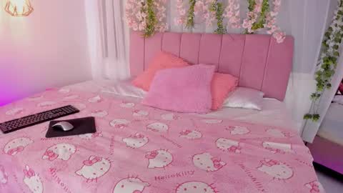 nicky_bonny18 online show from 02/03/26, 11:59