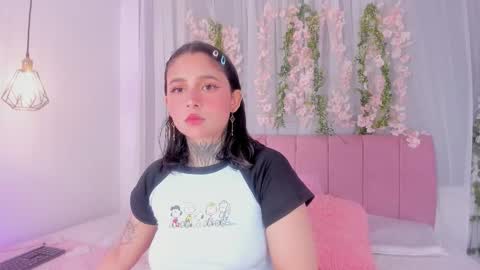 nicky_bonny18 online show from 02/04/26, 12:22