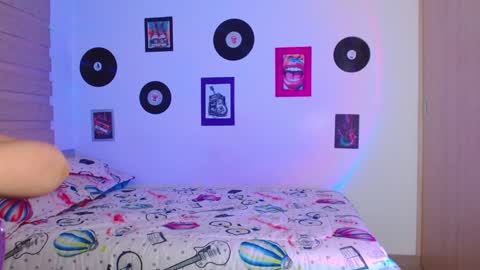 lucy online show from 12/04/24, 11:02