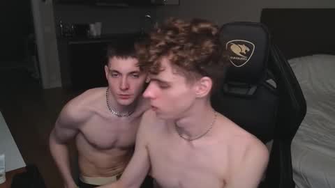 Snapshot of nicky_mart chatting on 09/12/25, 07:03 Nicki Danny online show from 09/12/25, 07:03