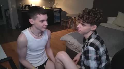 Snapshot of nicky_mart chatting on 09/22/25, 05:48 Nicki Danny online show from 09/22/25, 05:48