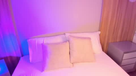 Nicky  online show from 01/13/26, 02:39