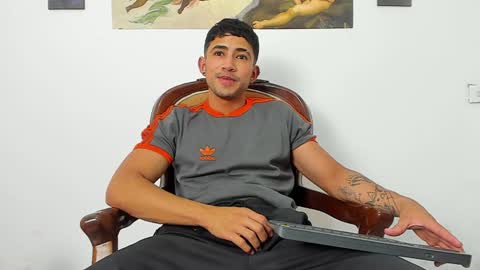 Snapshot of nicky_vance chatting on 12/10/24, 08:49 nicky online show from 12/10/24, 08:49