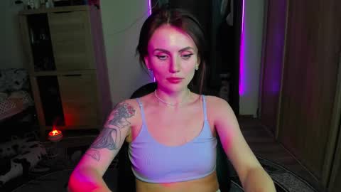 Nicky Weekends online show from 02/10/25, 03:21