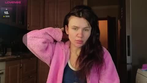 Nicky Weekends online show from 05/03/26, 01:00