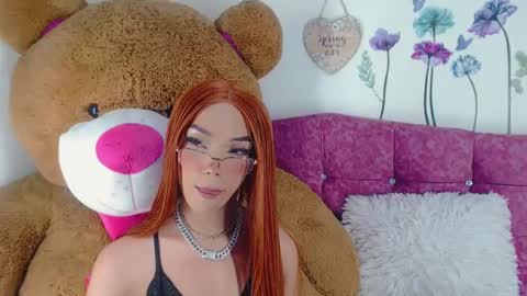 Nicky online show from 02/11/25, 09:03