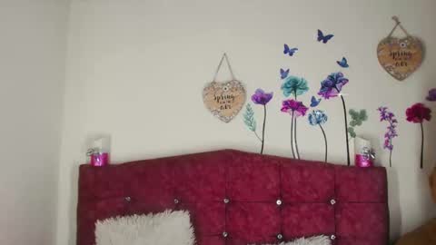 Nicky online show from 03/05/25, 01:42