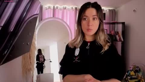 Nicky online show from 03/19/26, 05:06