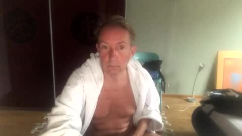 Snapshot of nico181969 chatting on 03/26/26, 06:30 Nico online show from 03/26/26, 06:30