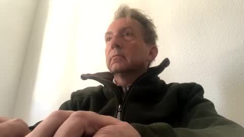 Snapshot of nico181969 chatting on 04/10/26, 08:08 Nico online show from 04/10/26, 08:08