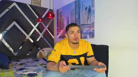 nico_blaze7 online show from 01/14/26, 12:22