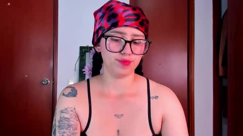 Snapshot of nico_lette_ chatting on 02/06/26, 02:05 Nico online show from 02/06/26, 02:05