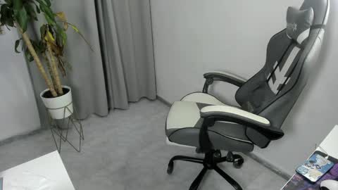 Nico  online show from 04/24/26, 03:09