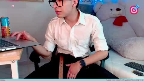 nico  online show from 04/10/26, 10:03