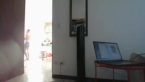 Snapshot of nicoblancoprivate chatting on 01/05/25, 10:19 Nico Blanco online show from 01/05/25, 10:19