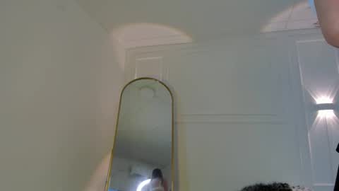 nicol_and_thiago_212 online show from 03/09/26, 09:52