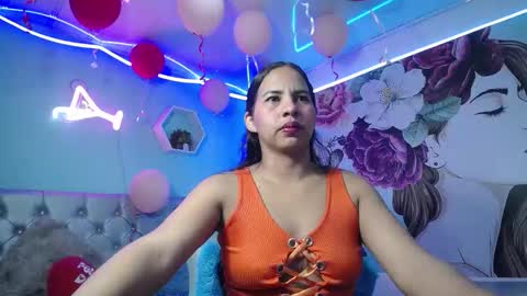 nicol_ross19 online show from 02/21/26, 10:44