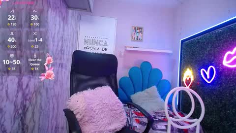 nicol_ross19 online show from 03/11/26, 10:38