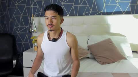 Nicolai online show from 12/05/25, 12:03