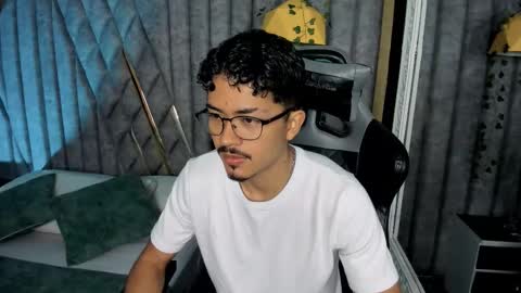 Nicolai online show from 03/22/26, 02:09