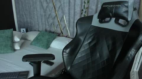 Nicolai online show from 04/19/26, 12:37