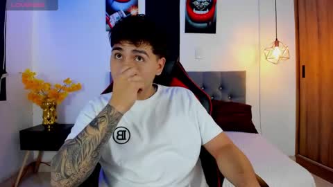 nicolas_james_sc online show from 09/29/25, 02:22