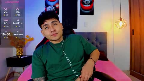 nicolas_james_sc online show from 11/22/25, 01:43