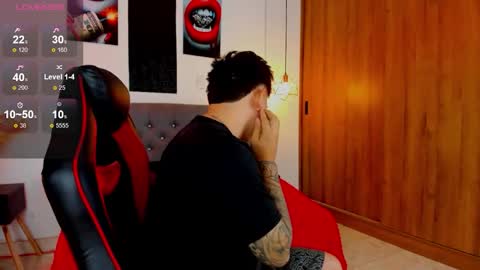 Snapshot of nicolas_james_sc chatting on 01/10/26, 01:02 nicolas_james_sc online show from 01/10/26, 01:02