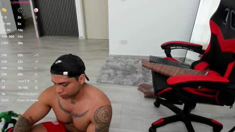 nicolas_montoya online show from 10/17/25, 03:47