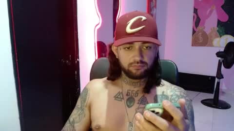 nicolas online show from 12/20/24, 07:33